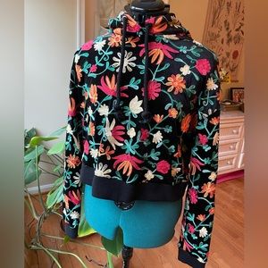 Women’s Colorful Floral Swestshirt